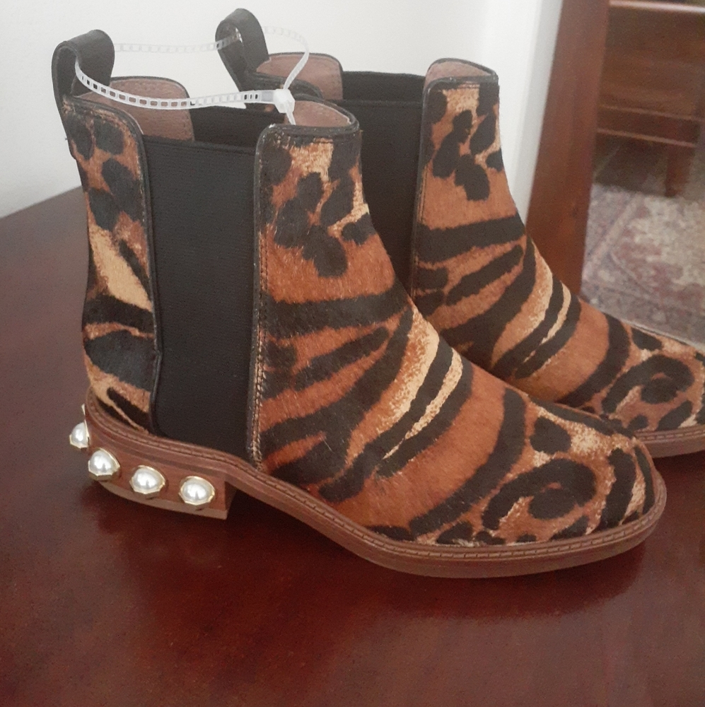 Women boots